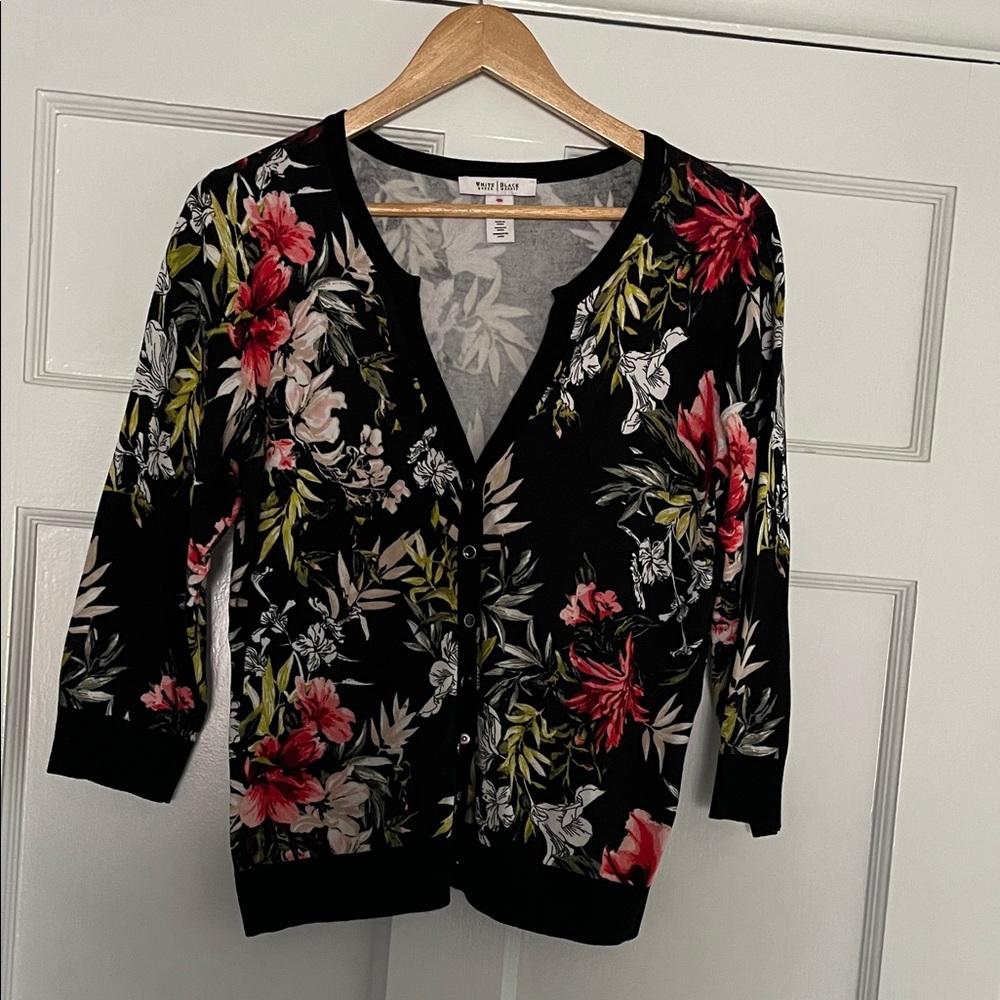 White rose black market little cardigan type sweater Preowned